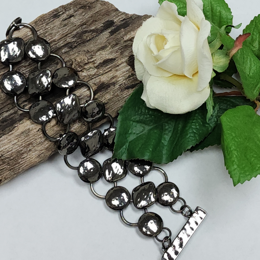 Elegant Gunmetal Toned Magnetic Cuff Bracelet